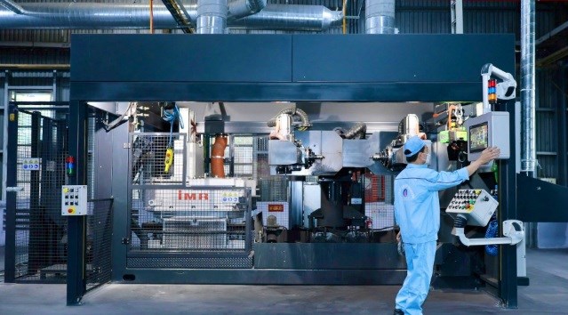 Viglacera đang xây dựng một hệ sinh thái vật liệu xây dựng xanh và thông minh với tư duy bền vững làm trọng tâm. Từng viên gạch, tấm kính hay thiết bị vệ sinh đều mang triết lý giảm phát thải, tiết kiệm năng lượng và thay thế tài nguyên hữu hạn.